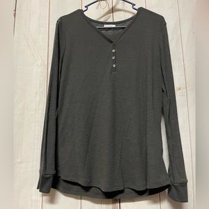 Maurices top size large. Like new